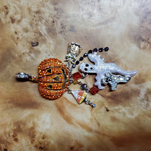 Kirks Folly Enchanted Collection Pumpkin Pendant - Picture 6 of 9